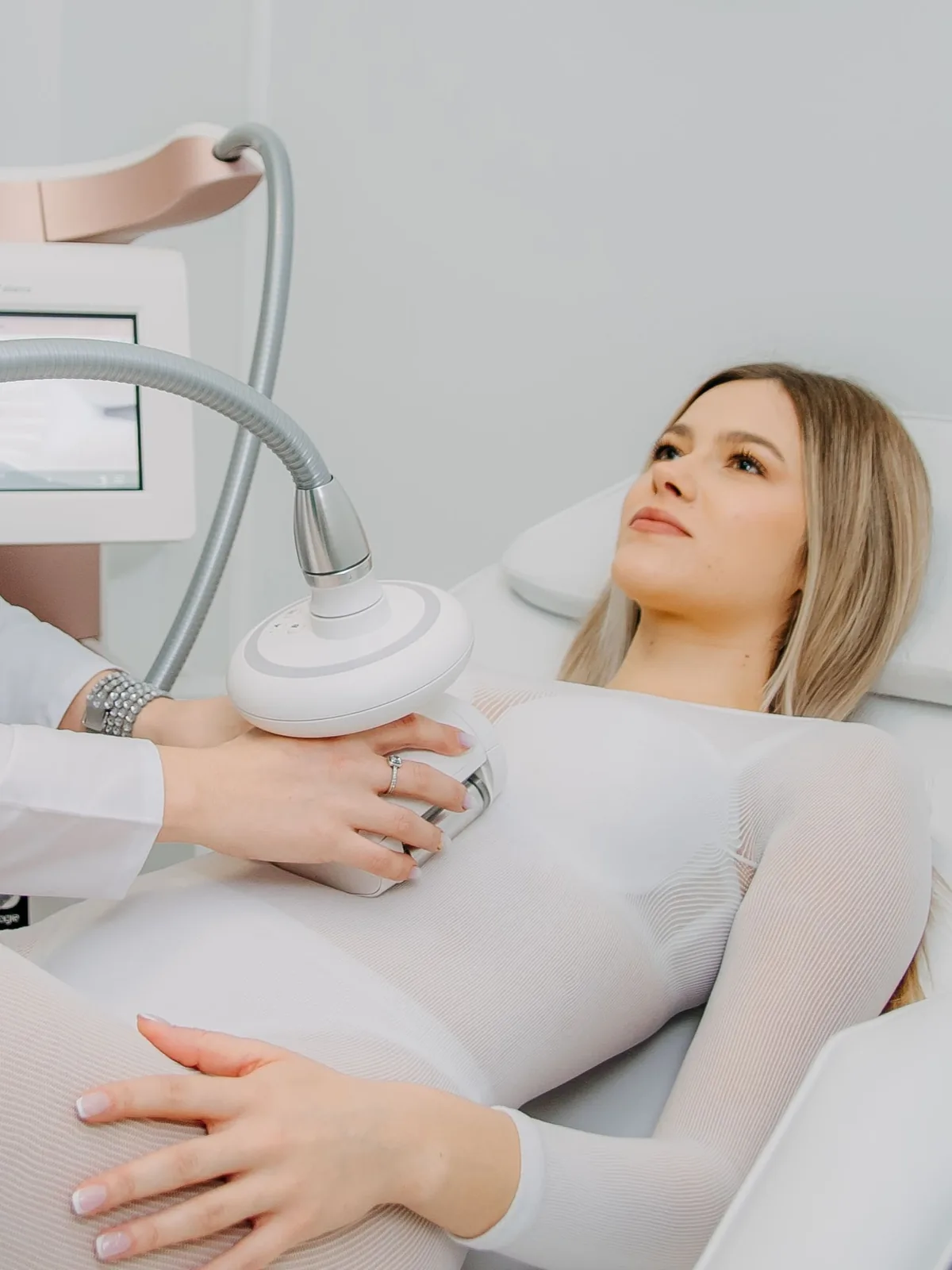 Pachet LPG Alliance + Criolipoliză – Clinica Ababi Radu Cluj-Napoca